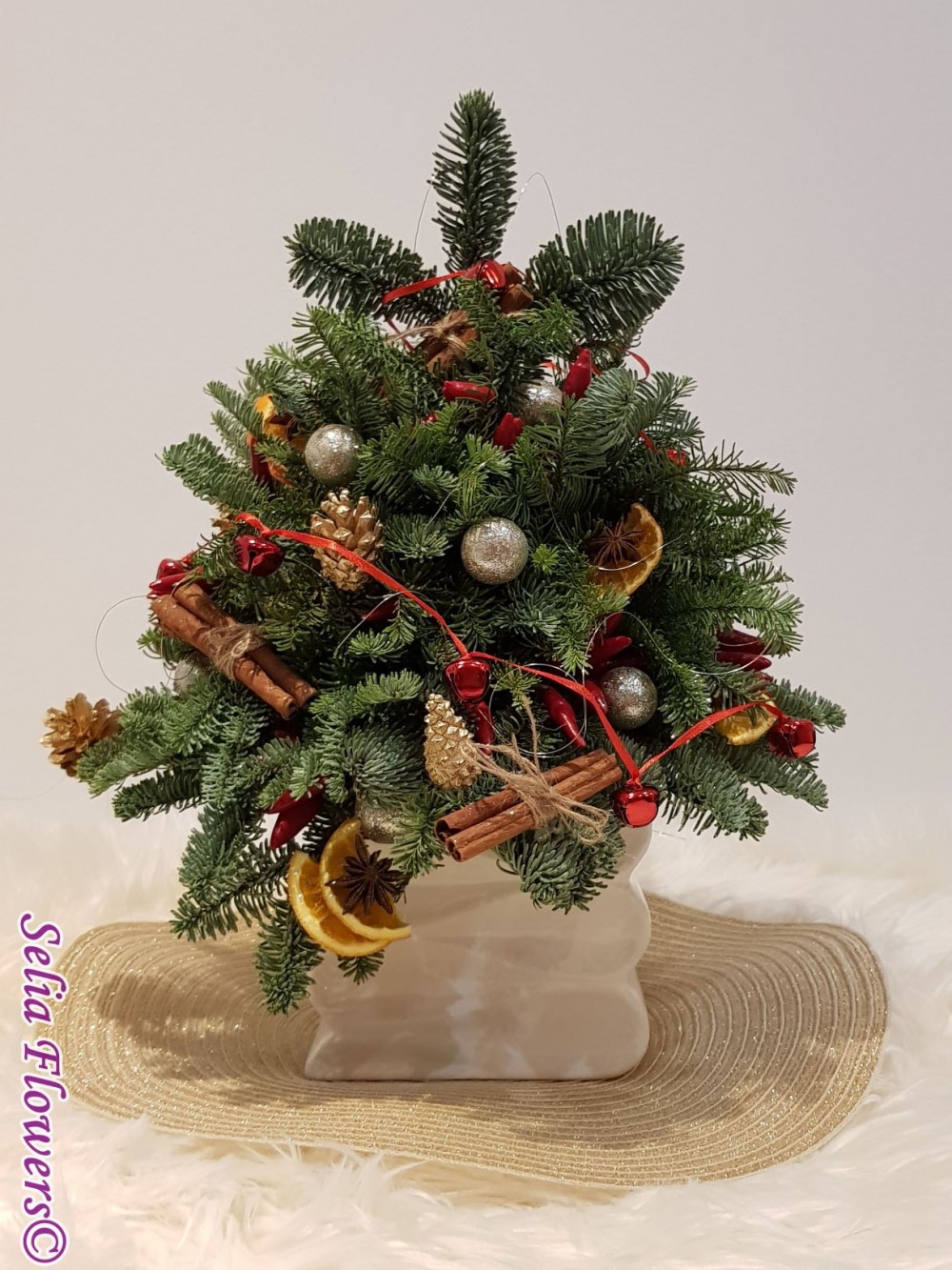 Decorațiunile florale pentru Crăciun